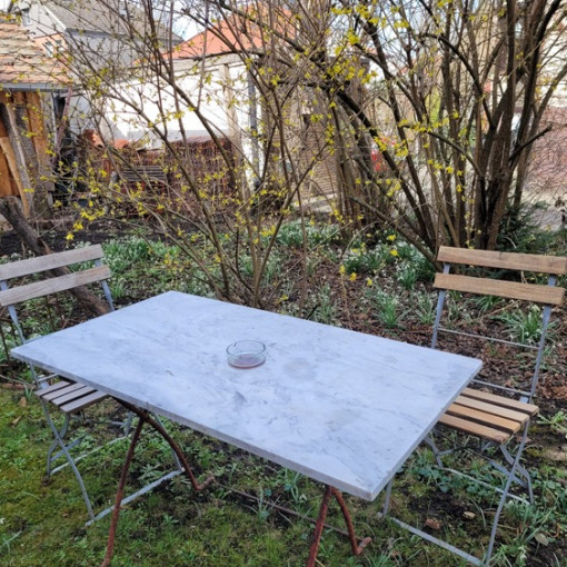 sitzplatz vor der haustur